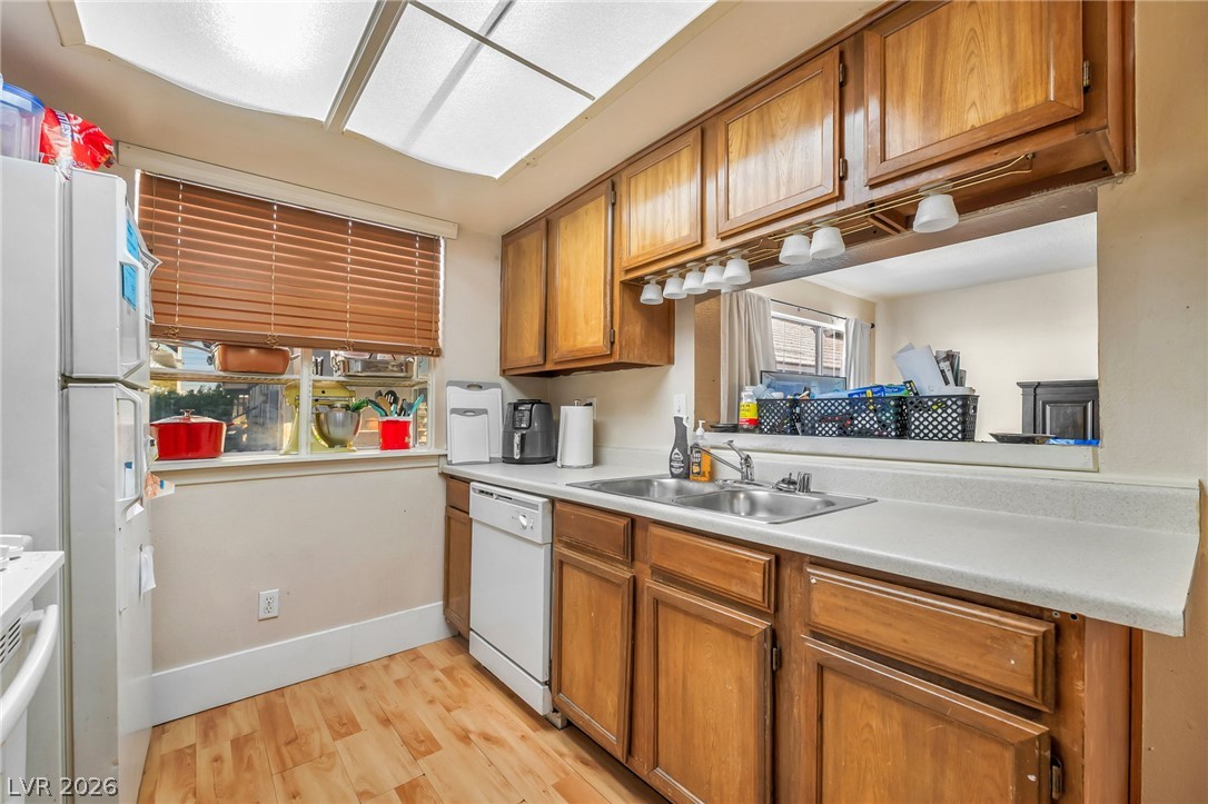 5821 Medallion Drive 102 Las Vegas NV 89122