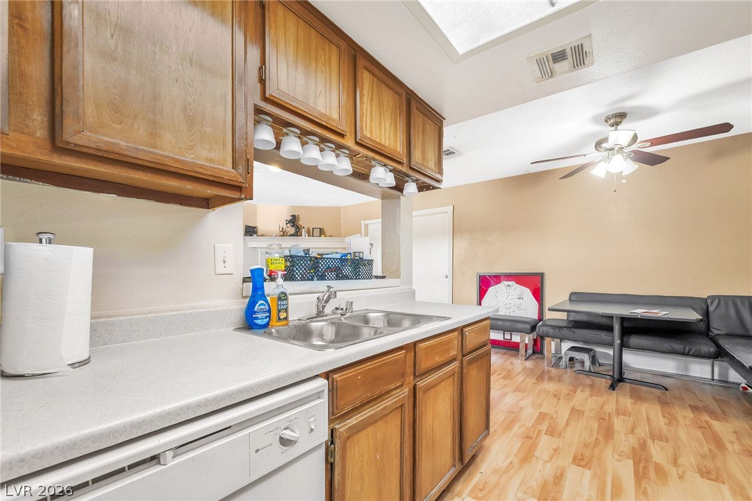 5821 Medallion Drive 102 Las Vegas NV 89122