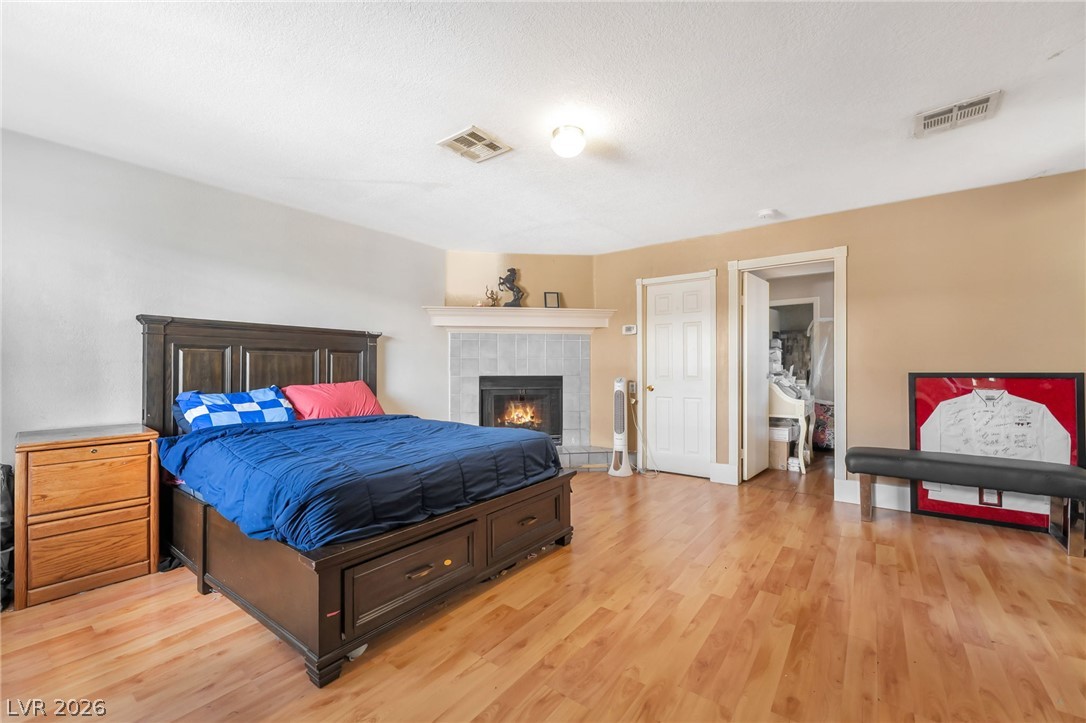 5821 Medallion Drive 102 Las Vegas NV 89122