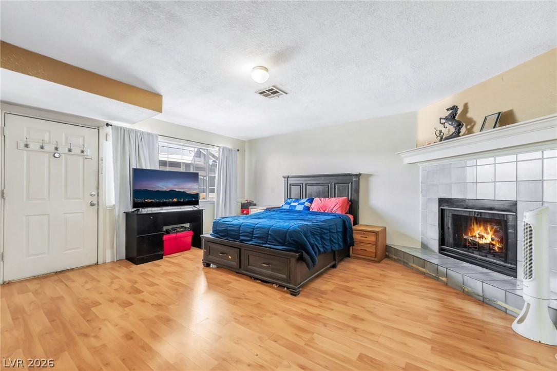 5821 Medallion Drive 102 Las Vegas NV 89122