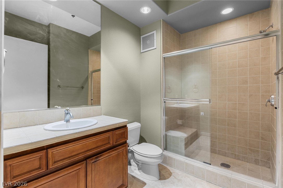 15 Via Mantova 208 Henderson NV 89011