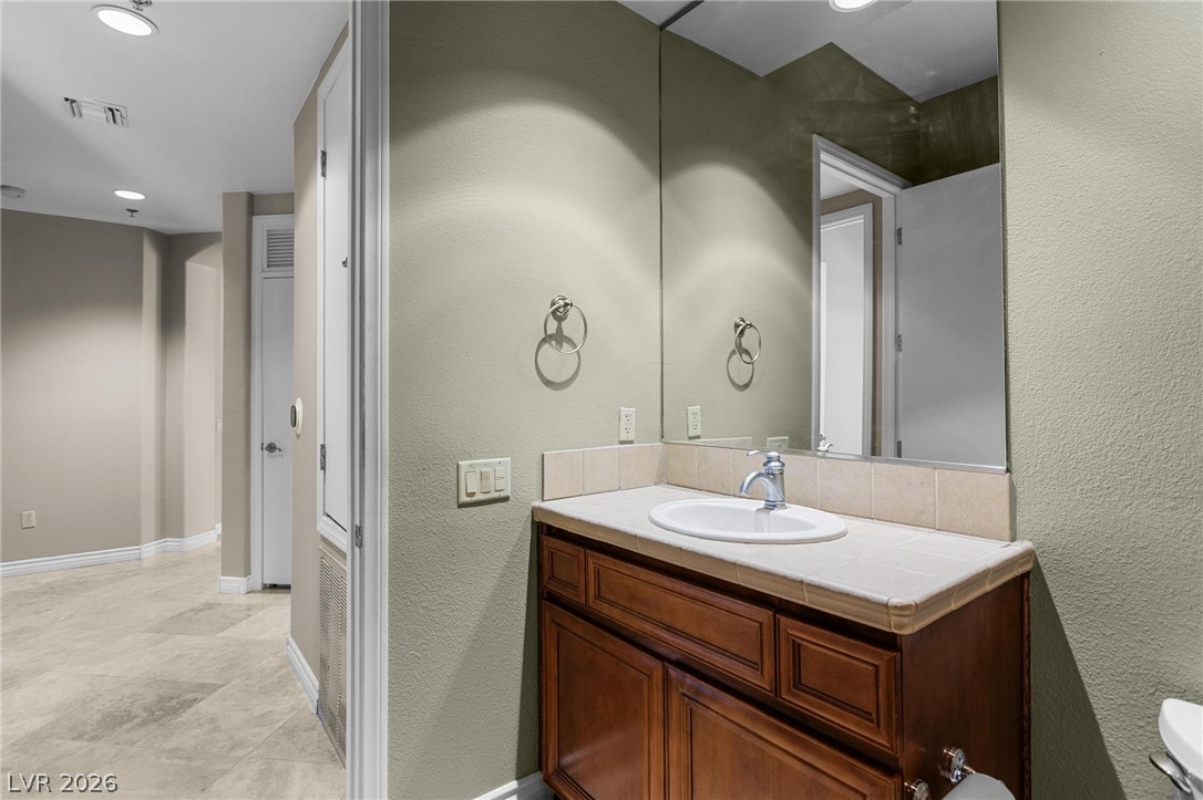 15 Via Mantova 208 Henderson NV 89011
