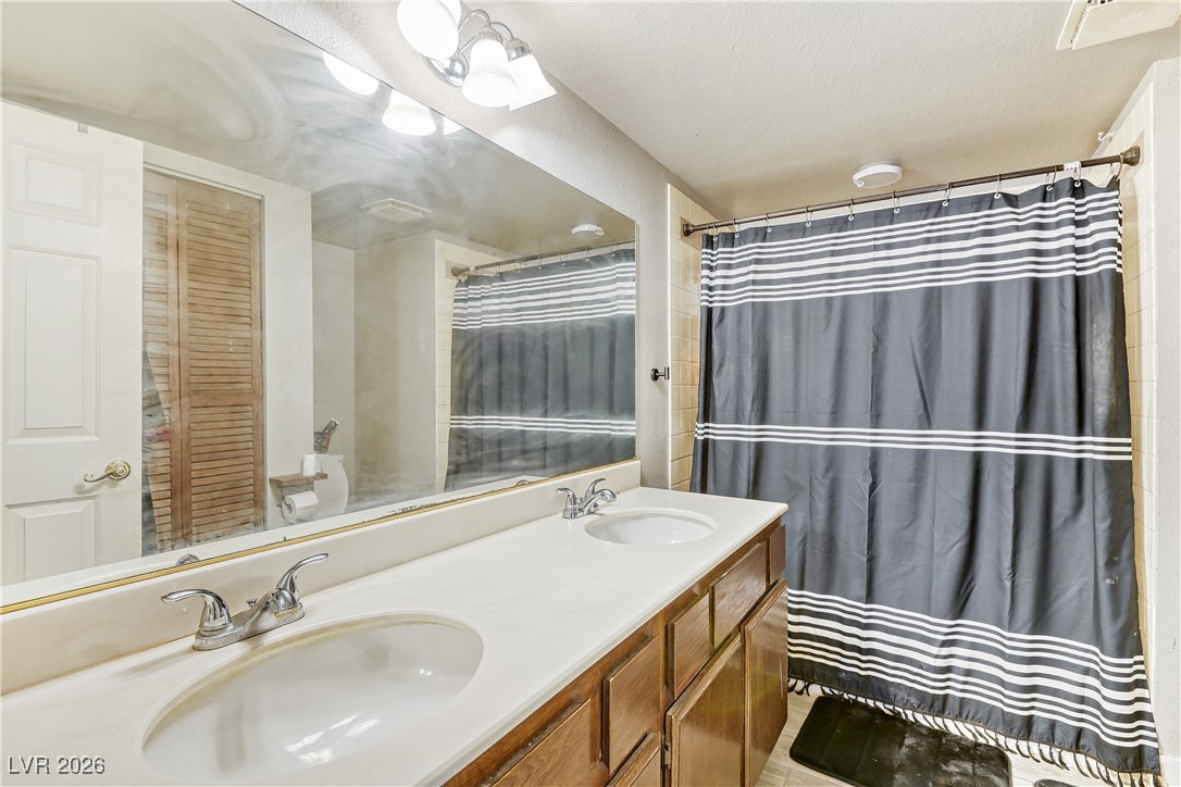 4748 Obannon Drive C Las Vegas NV 89102