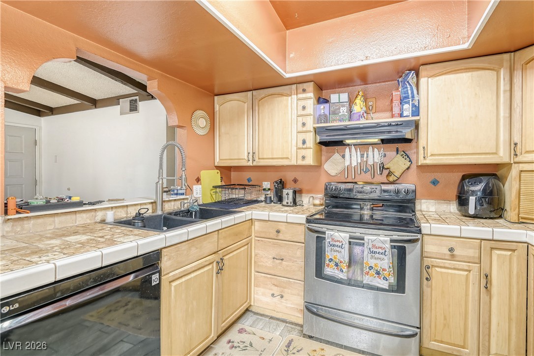 4748 Obannon Drive C Las Vegas NV 89102