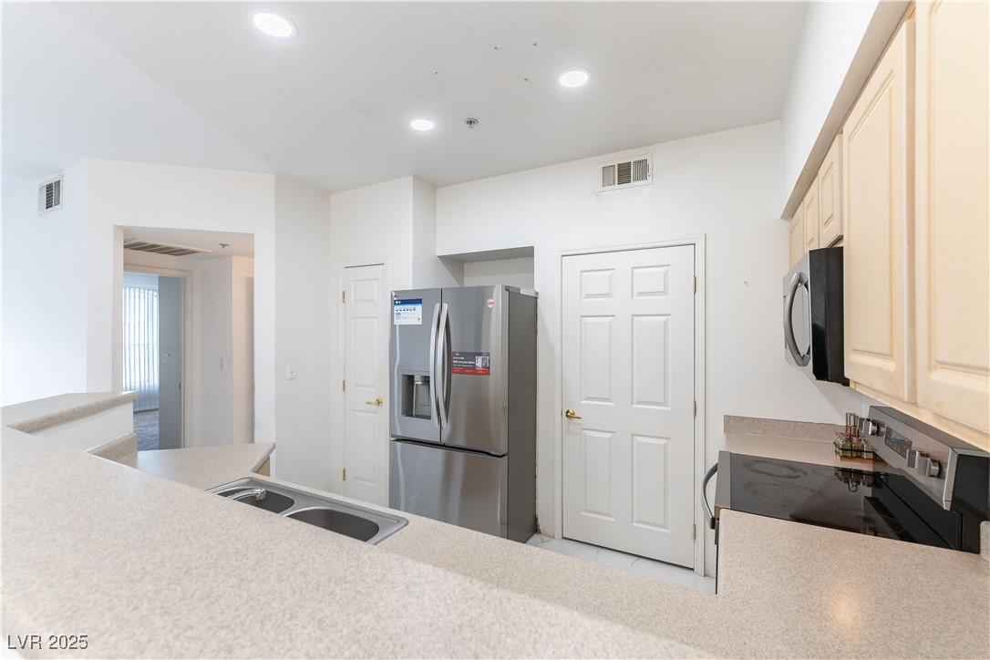 6955 North Durango Drive 2115 Las Vegas NV 89149