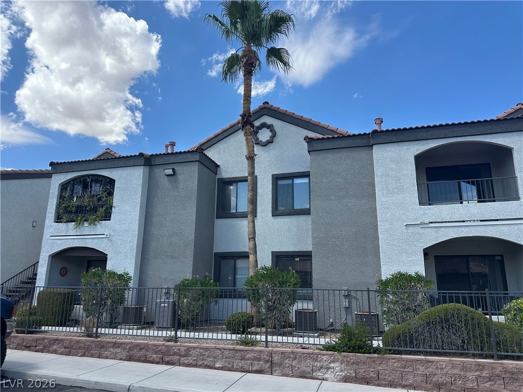 950 Seven Hills Drive 1423 Henderson NV 89052