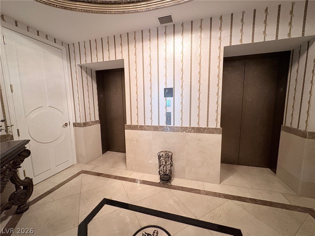 2857 Paradise Road Ph2904 Las Vegas NV 89109