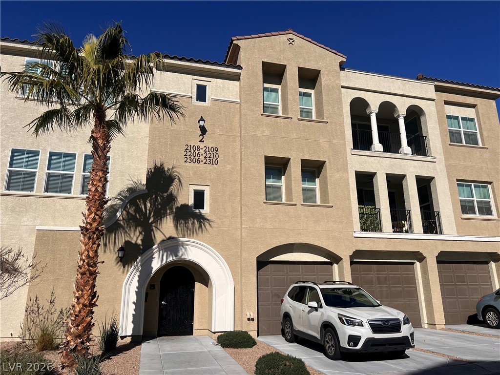 2555 Hampton Road 2207 Henderson NV 89052