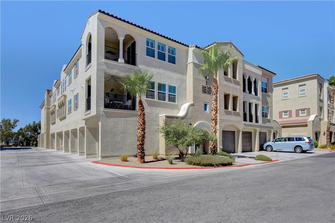 2555 Hampton Road 2207 Henderson NV 89052