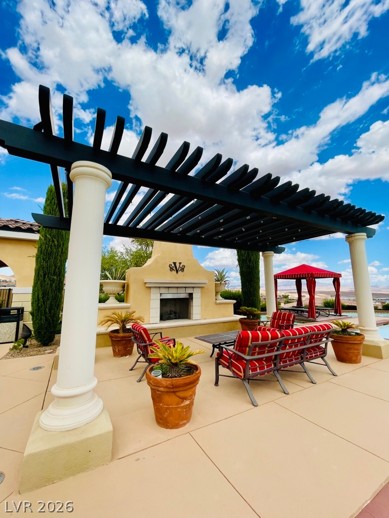 30 Via Vasari 102 Henderson NV 89011