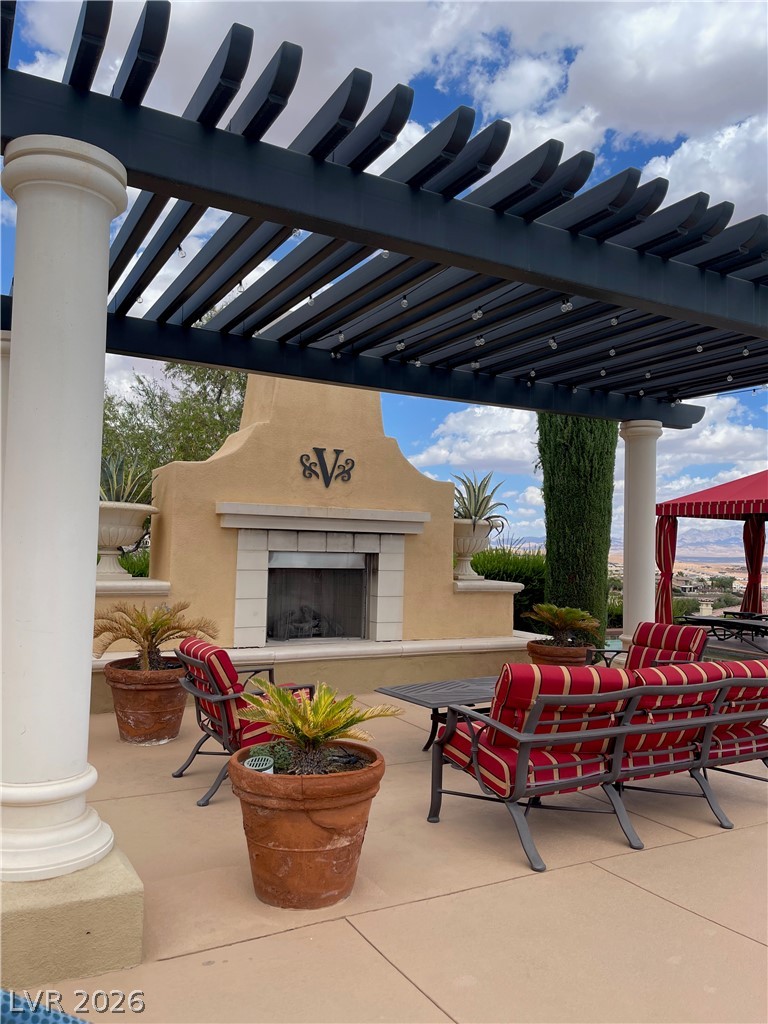30 Via Vasari 102 Henderson NV 89011