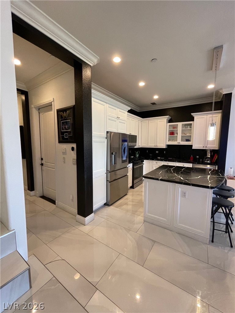 30 Via Vasari 102 Henderson NV 89011