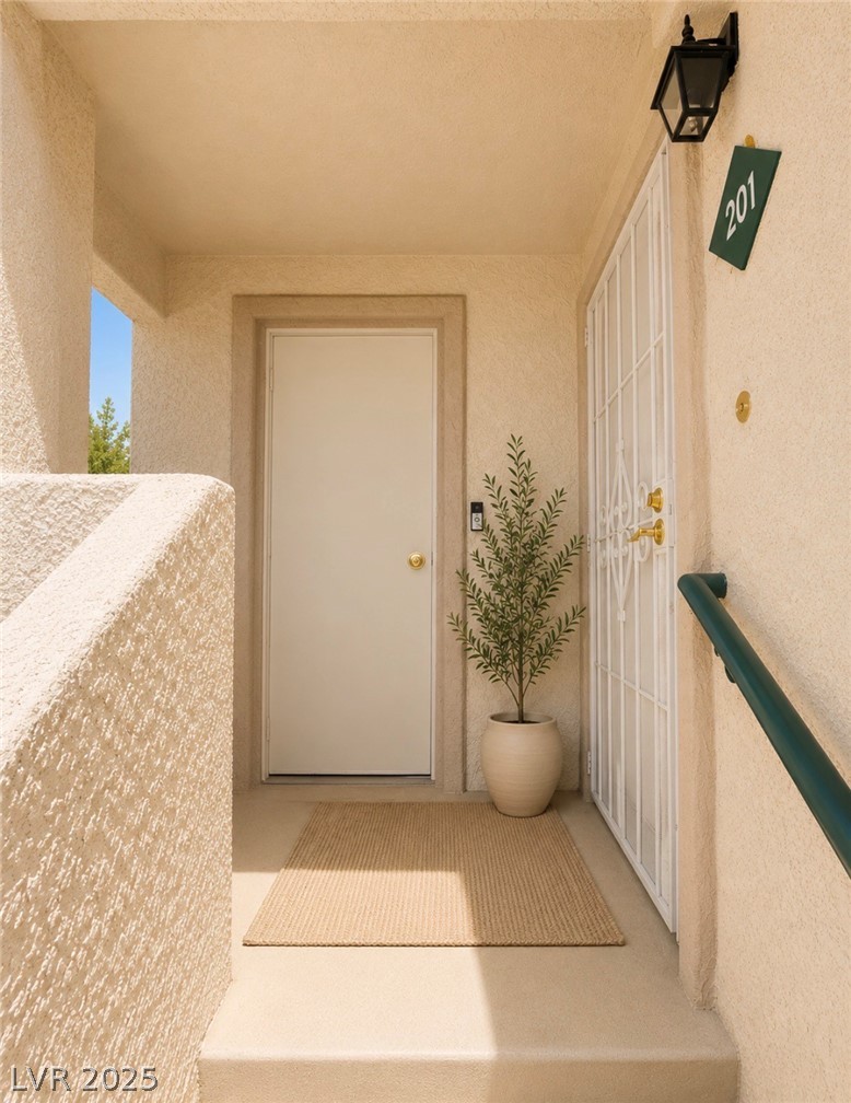 7905 Lago Vista Lane 201 Las Vegas NV 89145