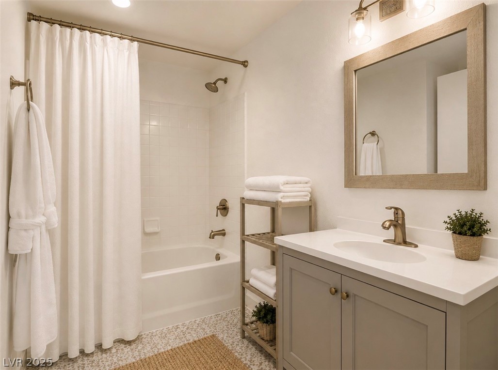 7905 Lago Vista Lane 201 Las Vegas NV 89145