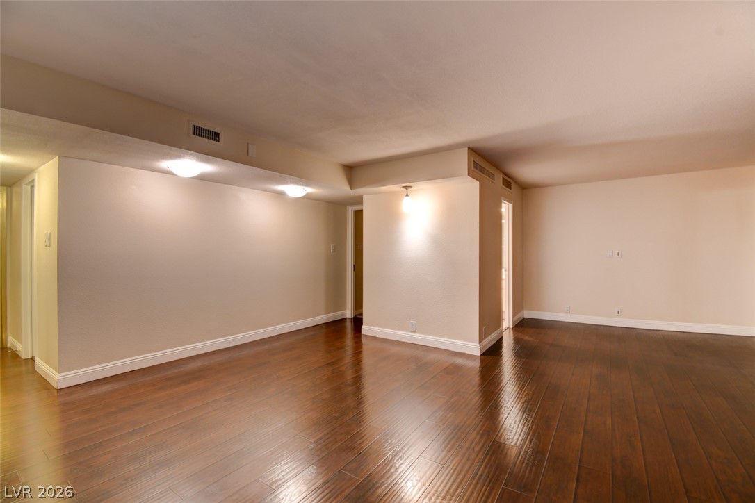 3111 Bel Air Drive 8e Las Vegas NV 89109
