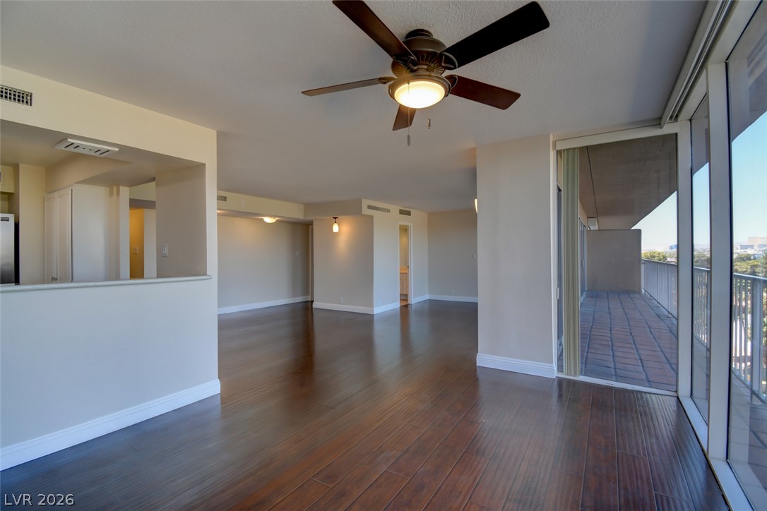 3111 Bel Air Drive 8e Las Vegas NV 89109