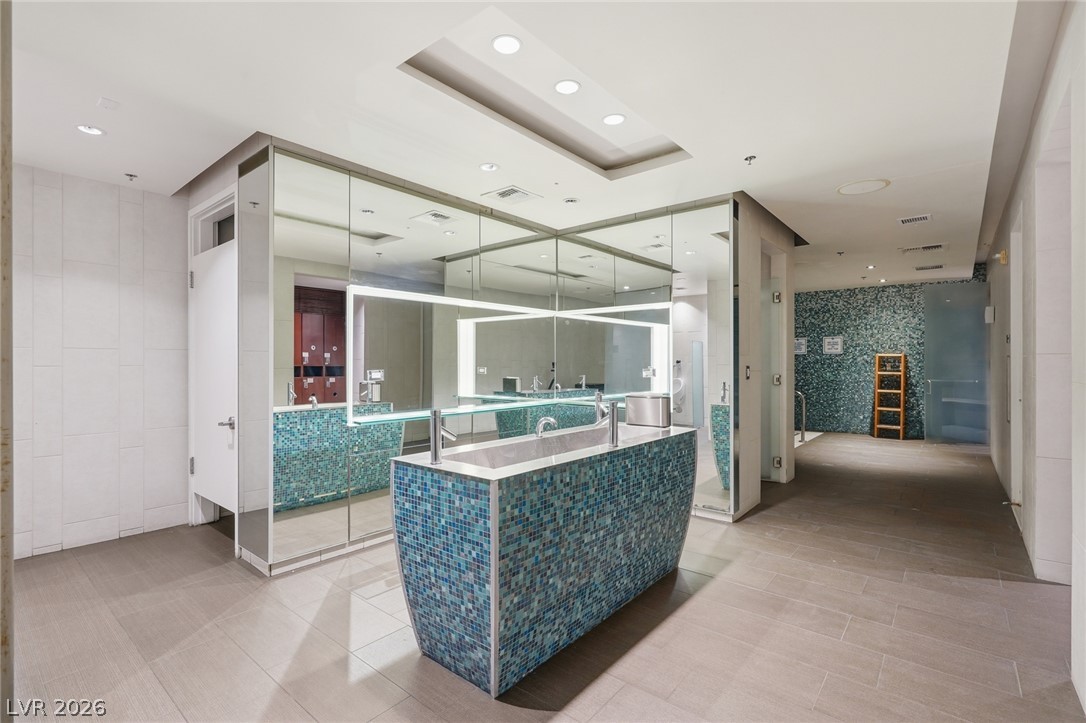 4575 Dean Martin Drive 2101 Las Vegas NV 89103