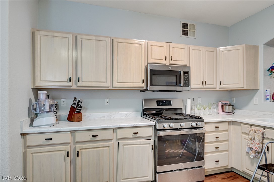 3917 Lazy Pine Street 102 Las Vegas NV 89108