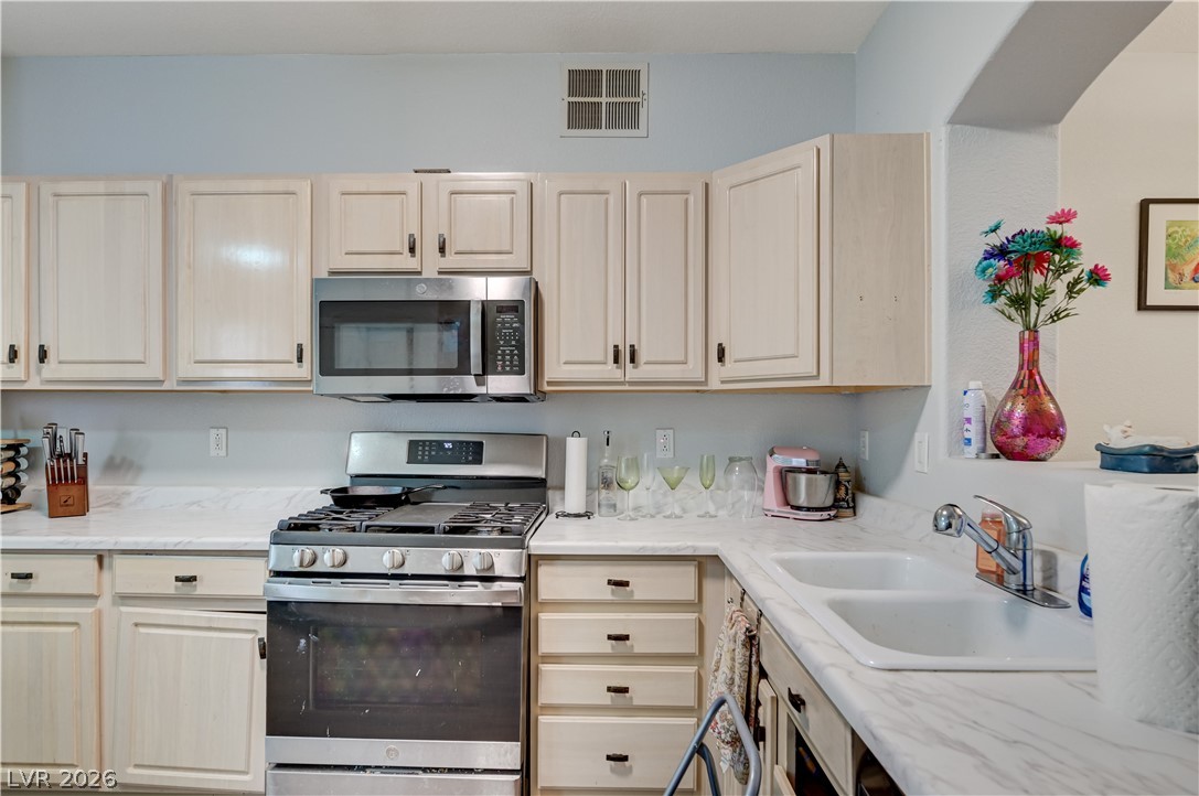 3917 Lazy Pine Street 102 Las Vegas NV 89108