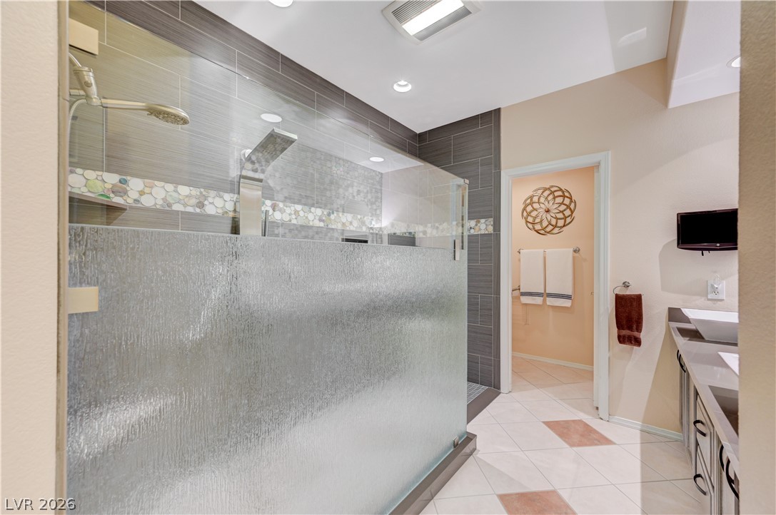10800 Amber Ridge Drive 203 Las Vegas NV 89144