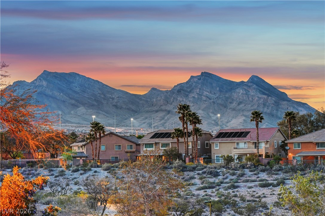 10800 Amber Ridge Drive 203 Las Vegas NV 89144