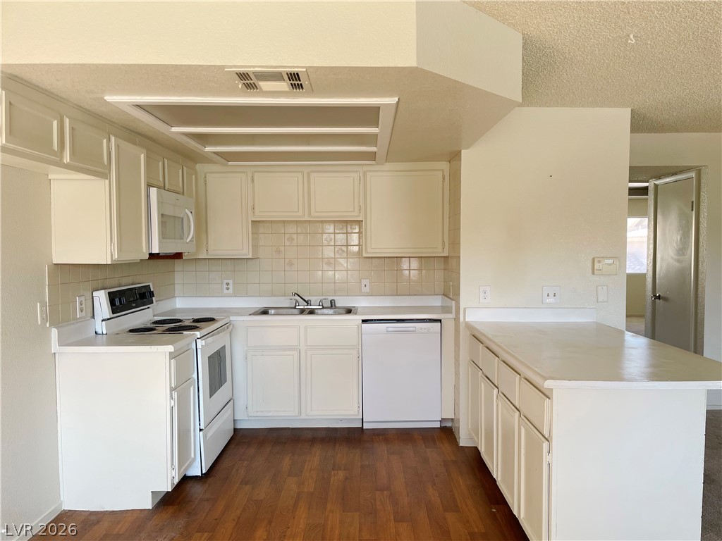 1104 Pinto Rock Lane 201 Las Vegas NV 89128