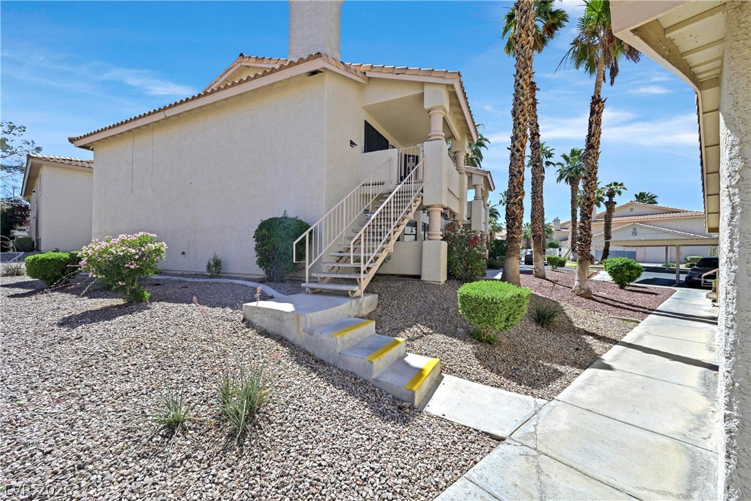 1008 Falconhead Lane 202 Las Vegas NV 89128
