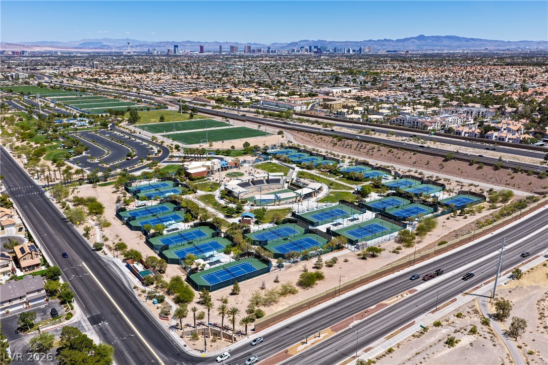 1008 Falconhead Lane 202 Las Vegas NV 89128