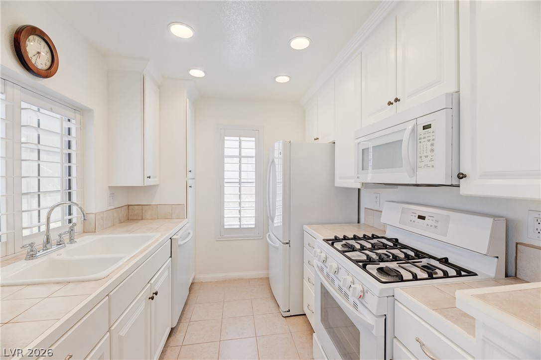 4835 South Torrey Pines Drive 104 Las Vegas NV 89103