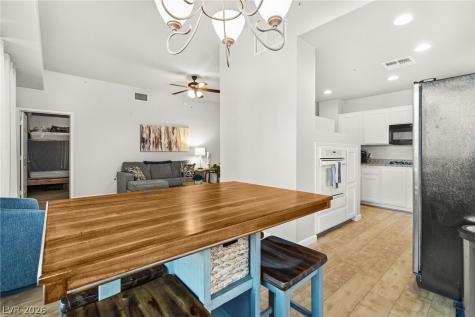 43 East Agate Avenue 209 Las Vegas NV 89123