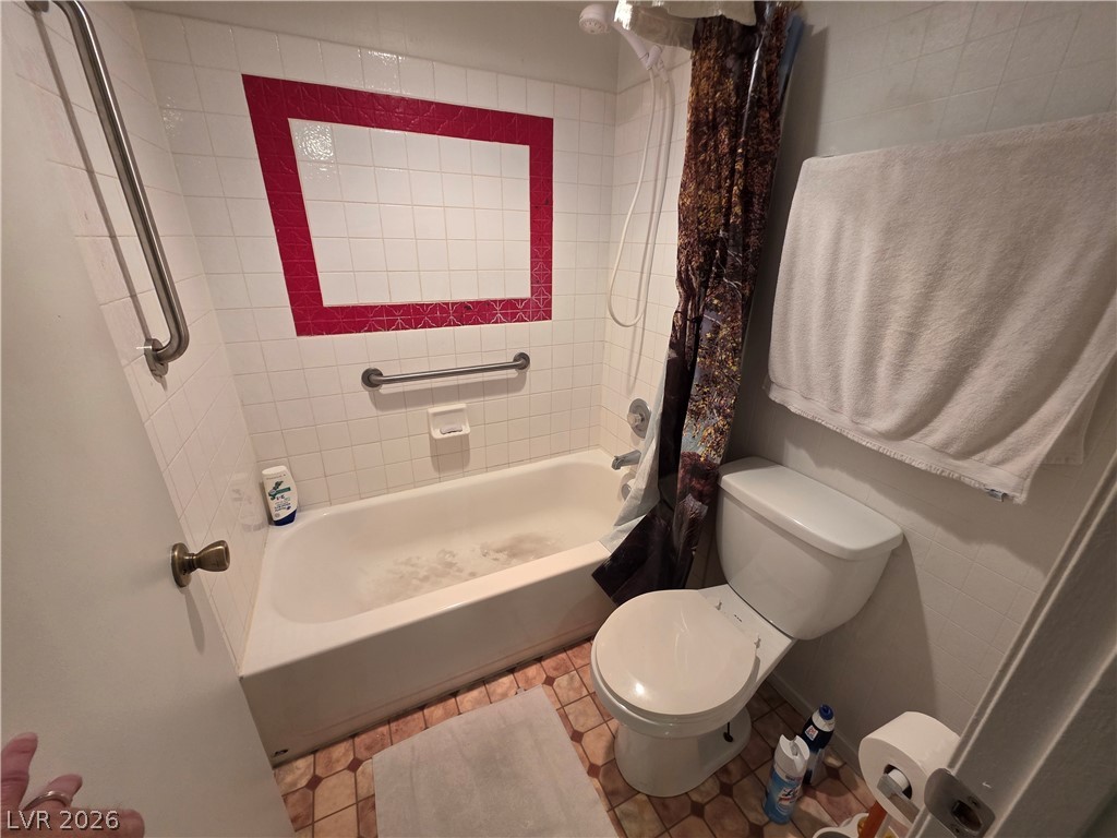 4211 Sanderling Circle 285 Las Vegas NV 89103