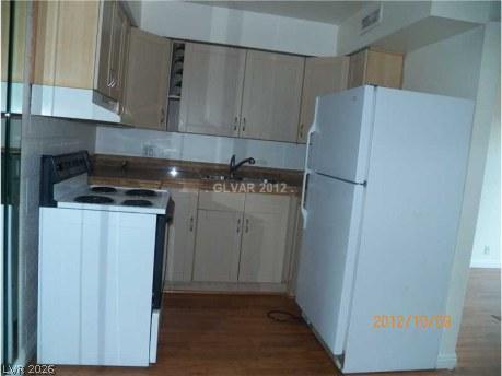 605 South Royal Crest Circle 24 Las Vegas NV 89169