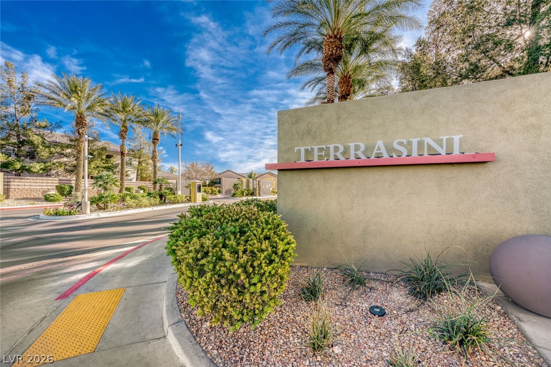 6675 Caporetto Lane 104 North Las Vegas NV 89084