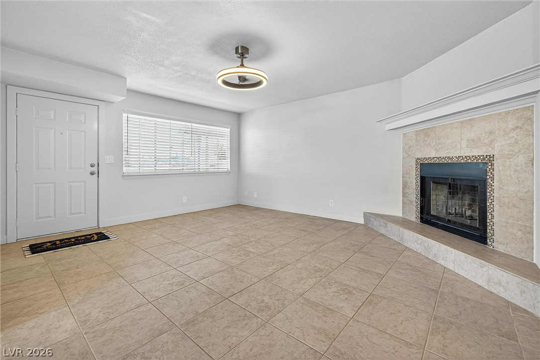 5330 Rod Court 102 Las Vegas NV 89122