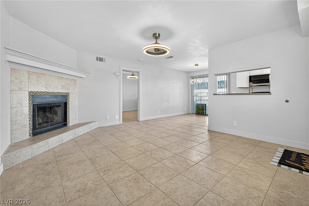 5330 Rod Court 102 Las Vegas NV 89122