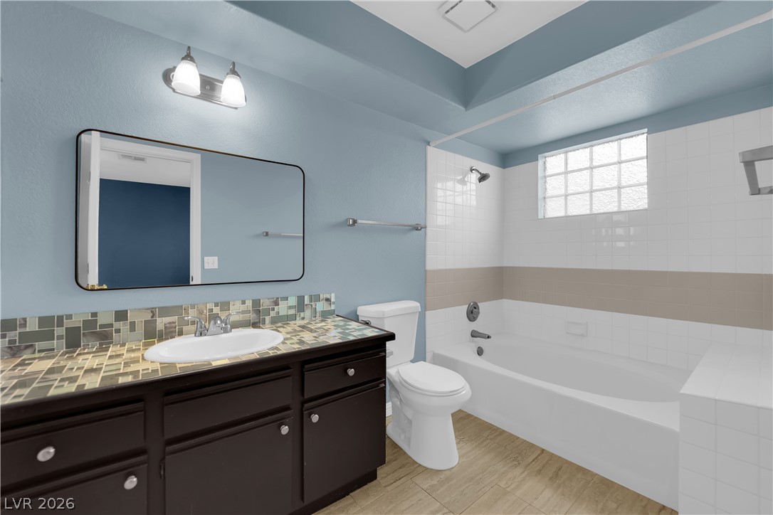 6836 Elm Creek Drive 201 Las Vegas NV 89108
