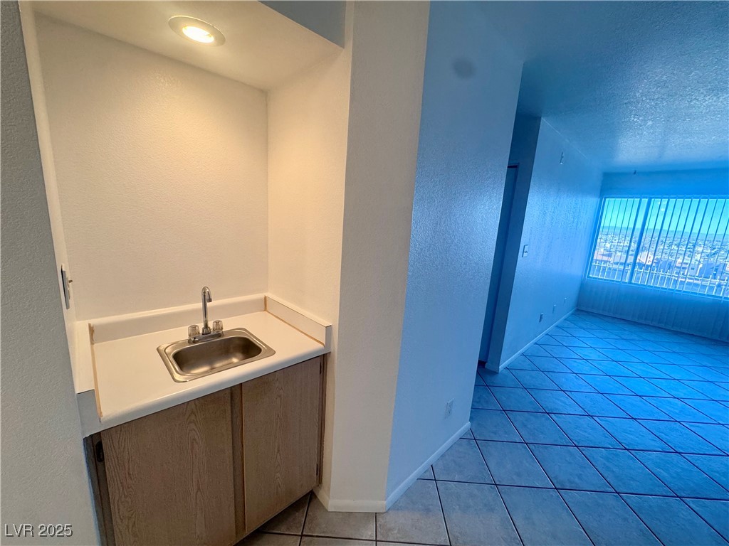 2064 Mesquite Lane 102 Laughlin NV 89029
