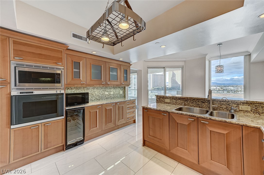 2777 Paradise Road 603 Las Vegas NV 89109