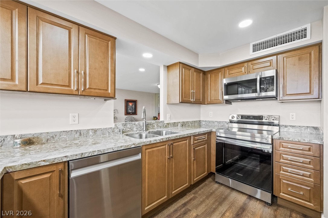 3111 Bel Air Drive 8a Las Vegas NV 89109