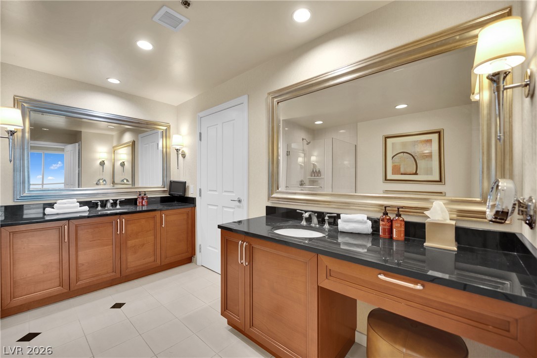 135 East Harmon Avenue 2814 Las Vegas NV 89109