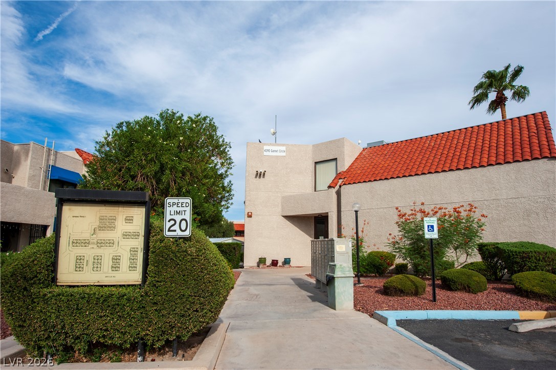 4391 Gannet Circle 11 Las Vegas NV 89103