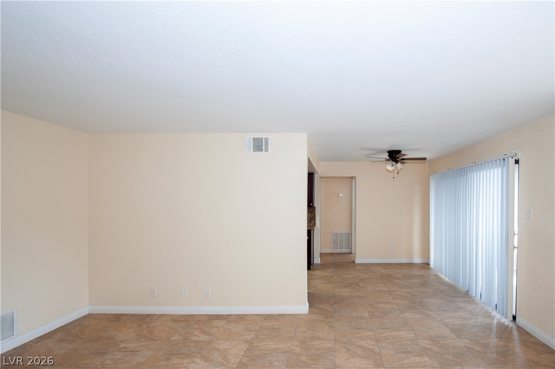 4391 Gannet Circle 11 Las Vegas NV 89103