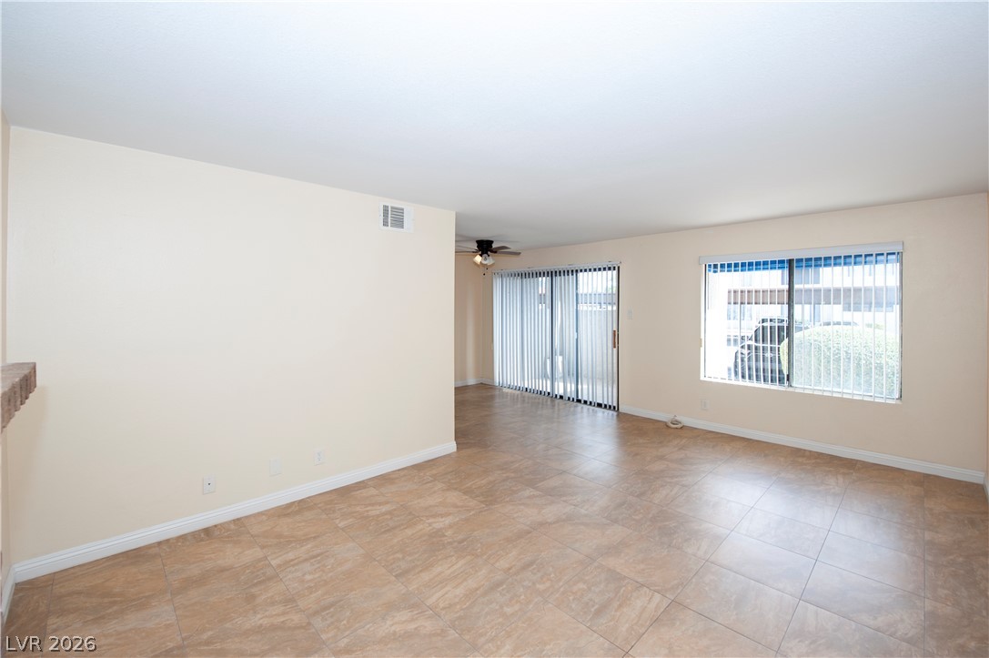 4391 Gannet Circle 11 Las Vegas NV 89103