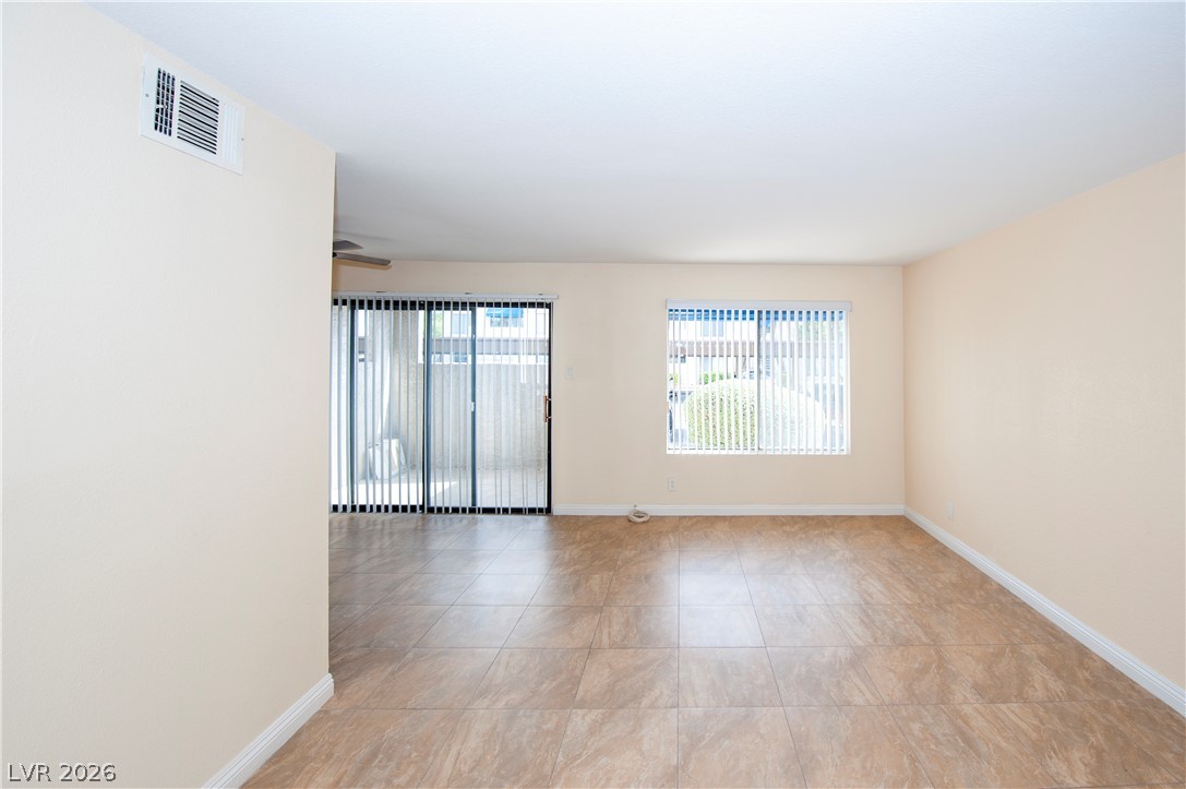 4391 Gannet Circle 11 Las Vegas NV 89103