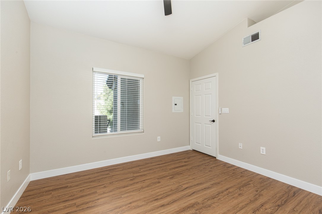 3933 Lazy Pine Street 203 Las Vegas NV 89108