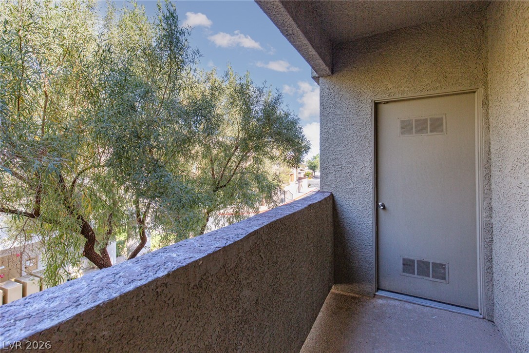 3933 Lazy Pine Street 203 Las Vegas NV 89108