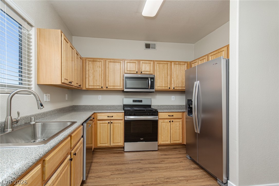 3933 Lazy Pine Street 203 Las Vegas NV 89108