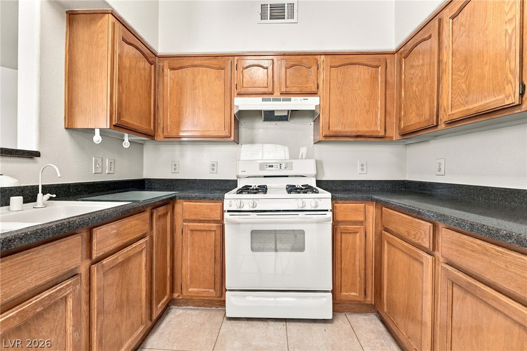 3400 Cabana Drive 2003 Las Vegas NV 89122