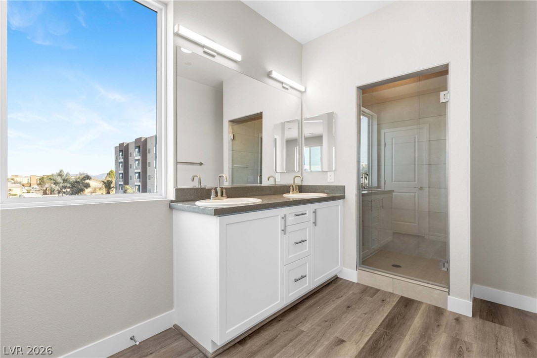8629 Ensworth Street 114 Las Vegas NV 89123