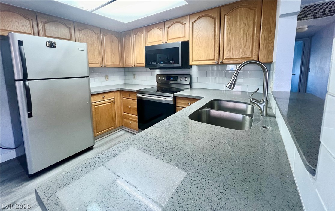 4736 Obannon Drive D Las Vegas NV 89102